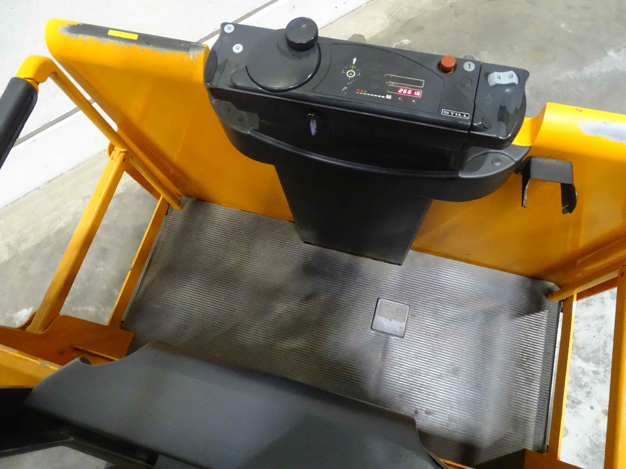 Still EK12/1000MM/655MM - Order picker: picture 3 Still EK12/1000MM/655MM - Order picker: picture 3