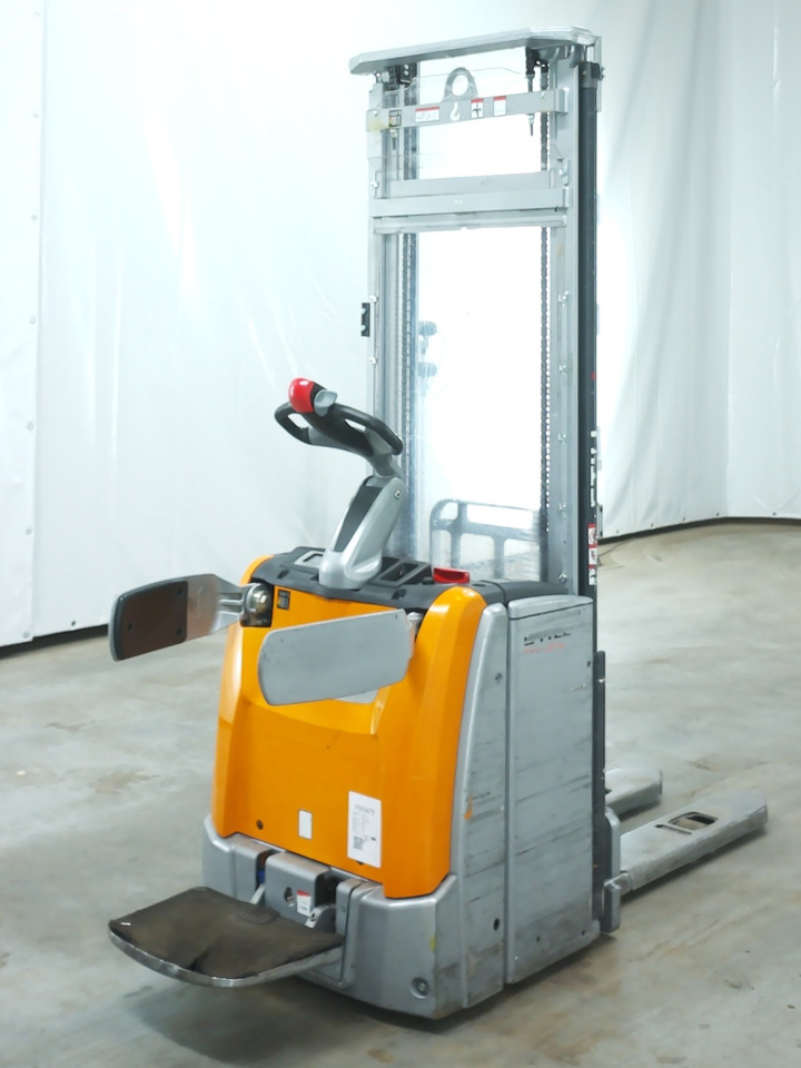 Still EXV-SF14 - Stacker: picture 2 Still EXV-SF14 - Stacker: picture 2