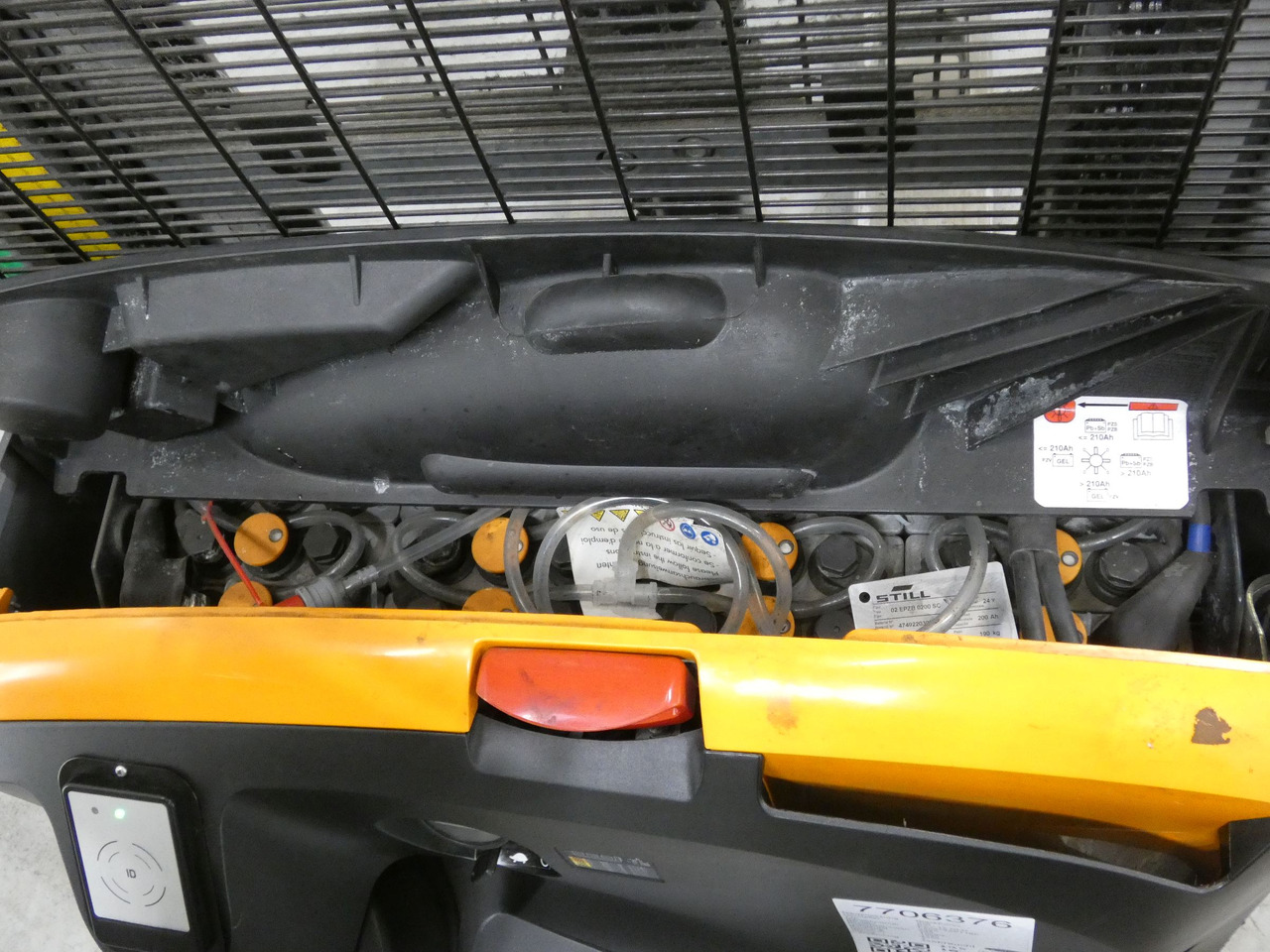 Still EXV12 - Stacker: picture 3 Still EXV12 - Stacker: picture 3