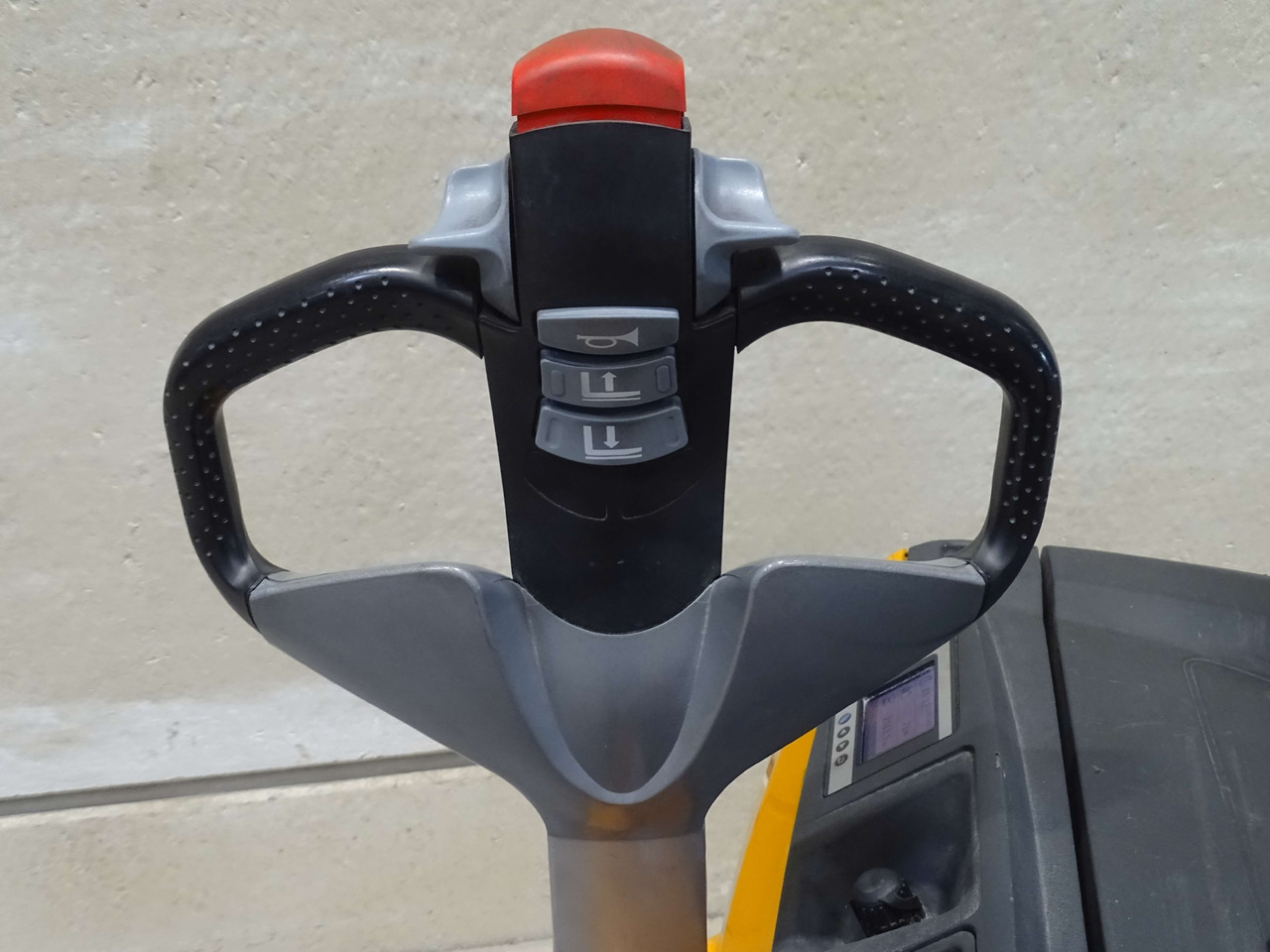 Still EXV20 - Stacker: picture 3 Still EXV20 - Stacker: picture 3