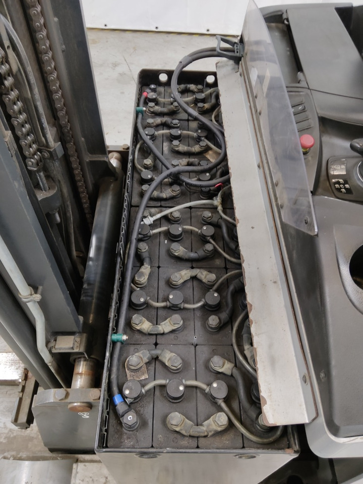 Still FM-X12/DRIVEIN - Reach truck: picture 4 Still FM-X12/DRIVEIN - Reach truck: picture 4