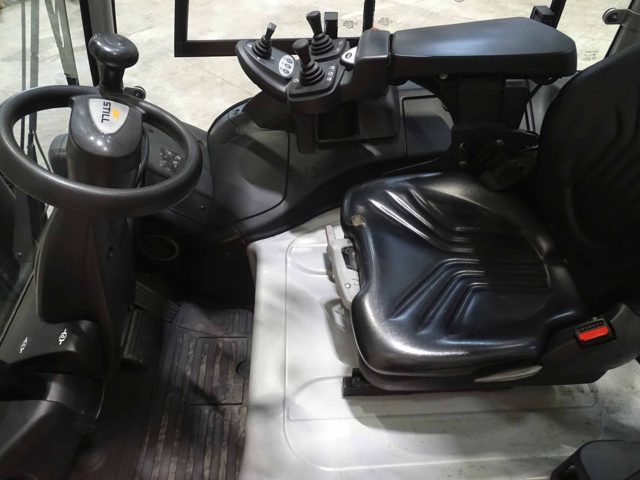 Still RX60-35 - Electric forklift: picture 3 Still RX60-35 - Electric forklift: picture 3