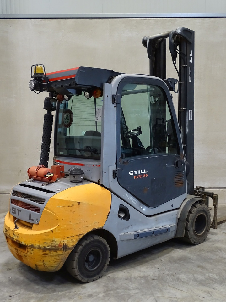 Still RX70-35 - Diesel forklift: picture 2 Still RX70-35 - Diesel forklift: picture 2