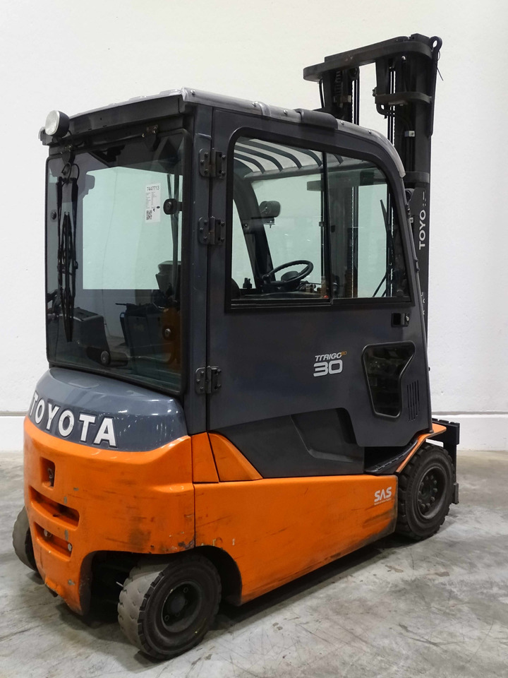 Toyota 8FBMT30 - Electric forklift: picture 2 Toyota 8FBMT30 - Electric forklift: picture 2