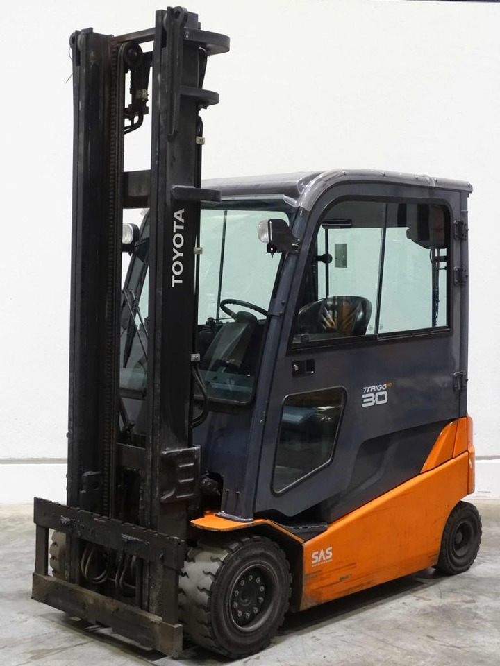 Toyota 8FBMT30 - Electric forklift: picture 5 Toyota 8FBMT30 - Electric forklift: picture 5