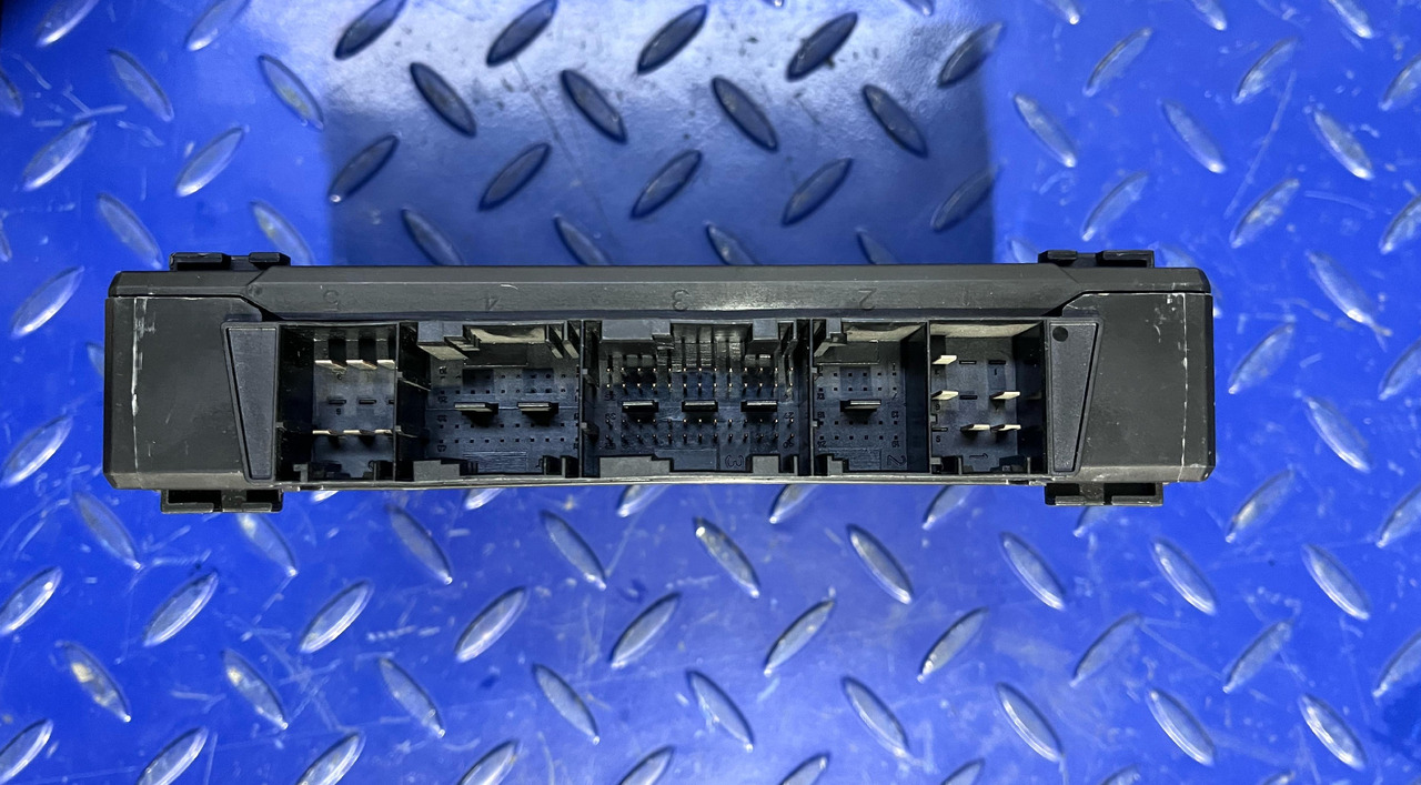BOSCH CPC5 ECU A0554462402 - ECU: picture 3 BOSCH CPC5 ECU A0554462402 - ECU: picture 3