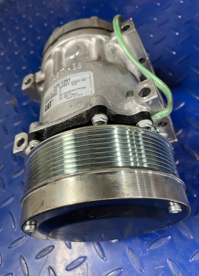 CATERPILLAR AC Clima compressor 320-1291 - A/C compressor for Construction machinery: picture 4 CATERPILLAR AC Clima compressor 320-1291 - A/C compressor for Construction machinery: picture 4