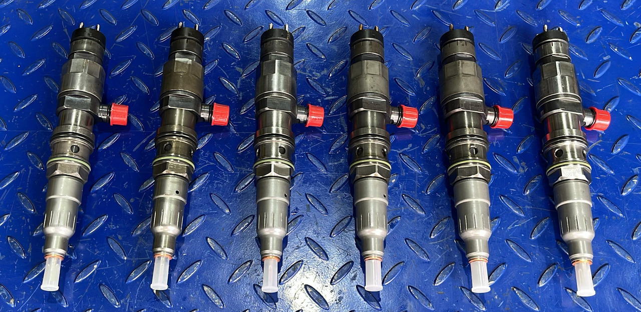 MTU DEMAG AC300-6 - Injector: picture 1 MTU DEMAG AC300-6 - Injector: picture 1