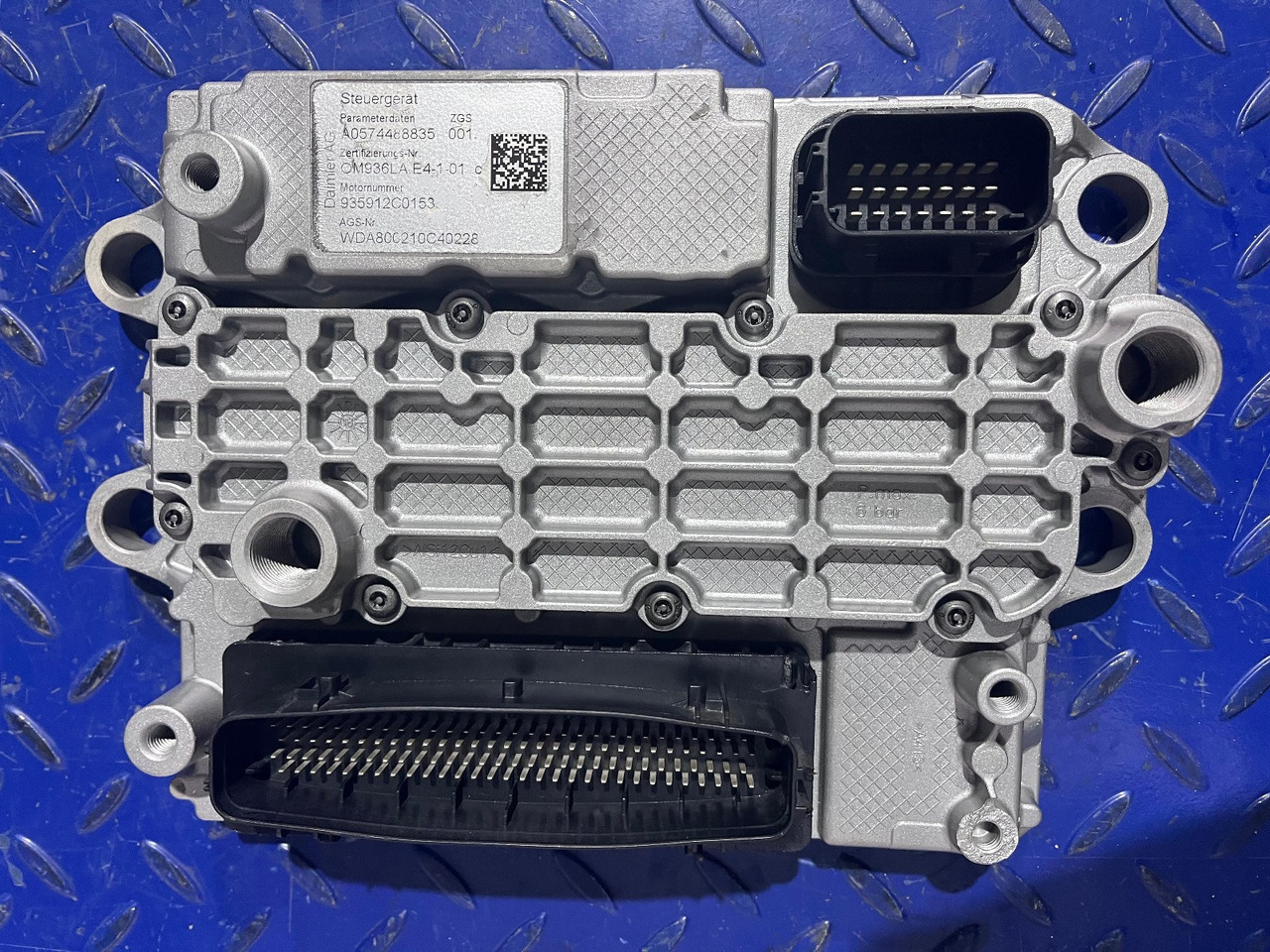 Manitou MRT 2150 PRIVILEGE PLUS ST4 S2 ECU A0014466435 - ECU for Material handling equipment: picture 1 Manitou MRT 2150 PRIVILEGE PLUS ST4 S2 ECU A0014466435 - ECU for Material handling equipment: picture 1