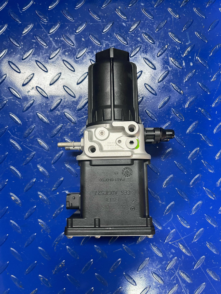 Mercedes Benz Actros MP4 Adblue Pump Euro 6 - Exhaust system for Truck: picture 3 Mercedes Benz Actros MP4 Adblue Pump Euro 6 - Exhaust system for Truck: picture 3