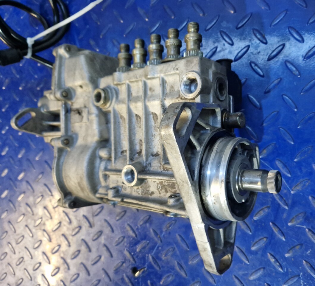 BOSCH INJECTION PUMP 0400195001 - Spare parts for Other machinery: picture 4 BOSCH INJECTION PUMP 0400195001 - Spare parts for Other machinery: picture 4
