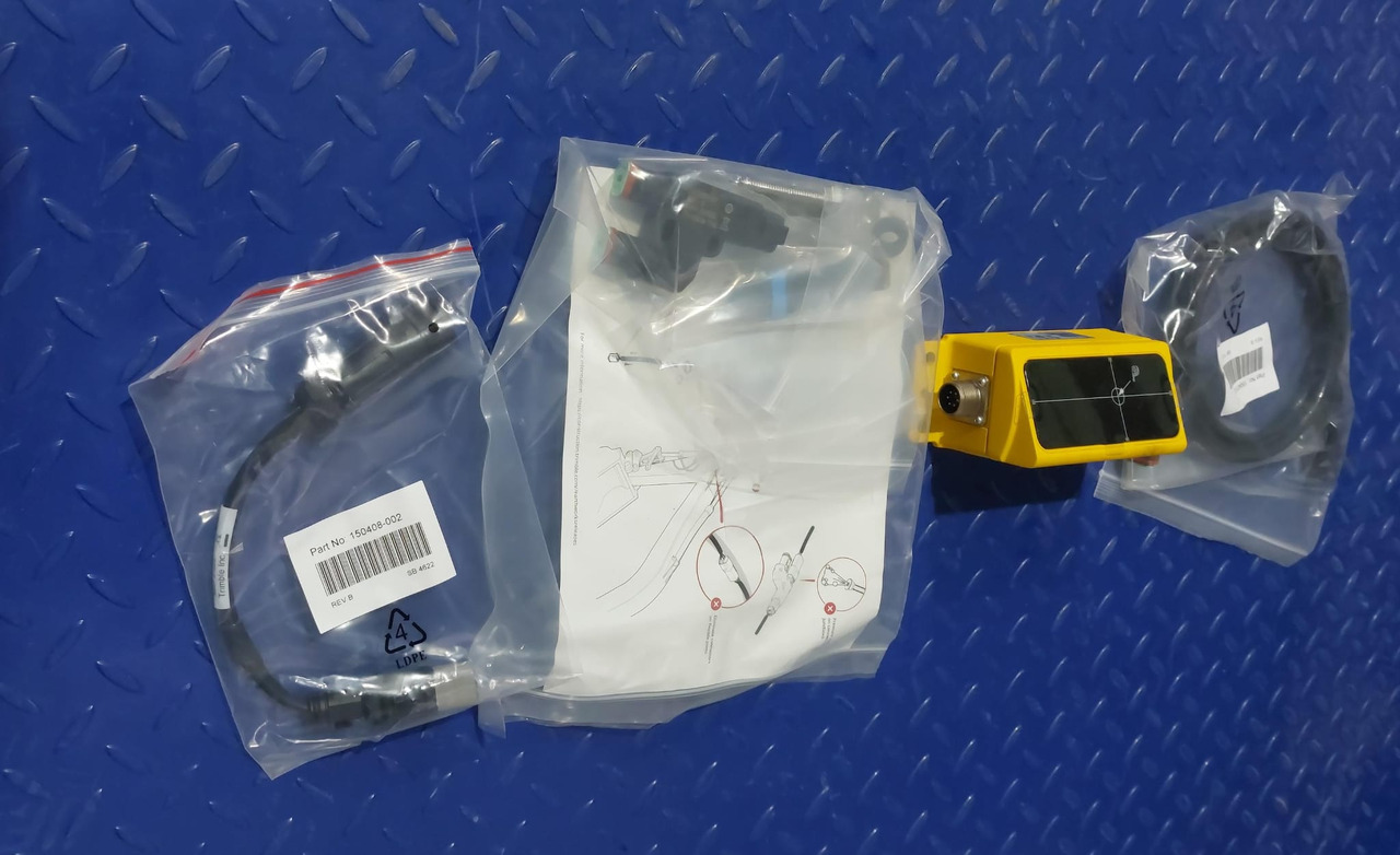 CATERPILLAR KIT Senzor de Captare Laser Trimble LC450/511 - Spare parts for Excavator: picture 2 CATERPILLAR KIT Senzor de Captare Laser Trimble LC450/511 - Spare parts for Excavator: picture 2