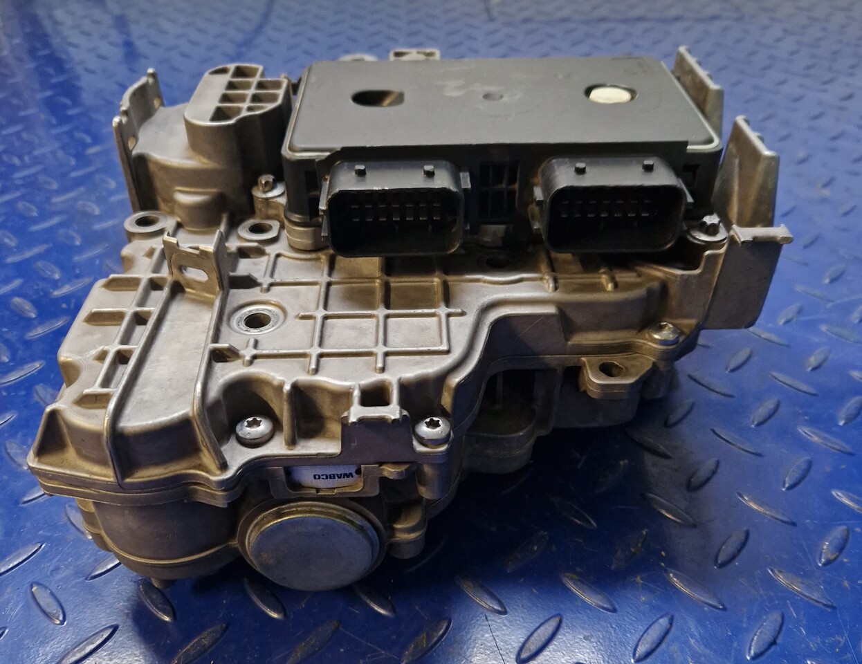 Mercedes MB Actros MP4 transmission shifting cylinder A9602603863 - Spare parts for Other machinery: picture 5 Mercedes MB Actros MP4 transmission shifting cylinder A9602603863 - Spare parts for Other machinery: picture 5