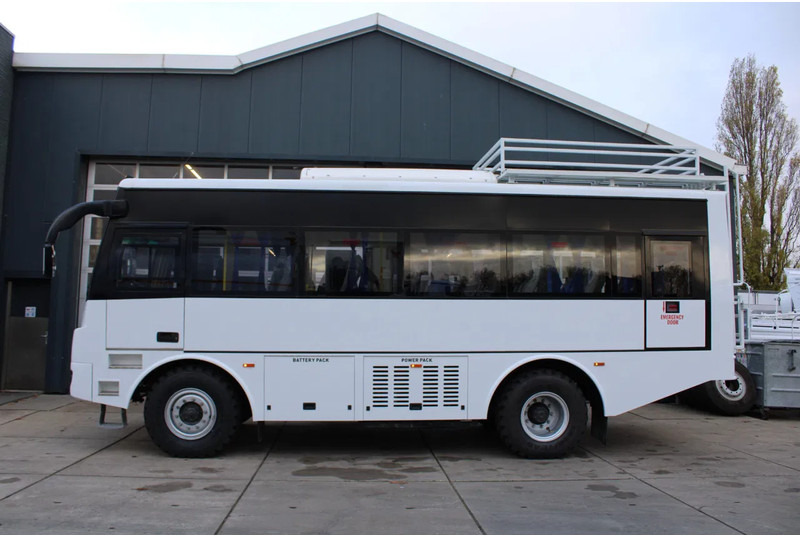 Mercedes-Benz Atego 1725 4x4 Passenger Bus - Coach: picture 2 Mercedes-Benz Atego 1725 4x4 Passenger Bus - Coach: picture 2