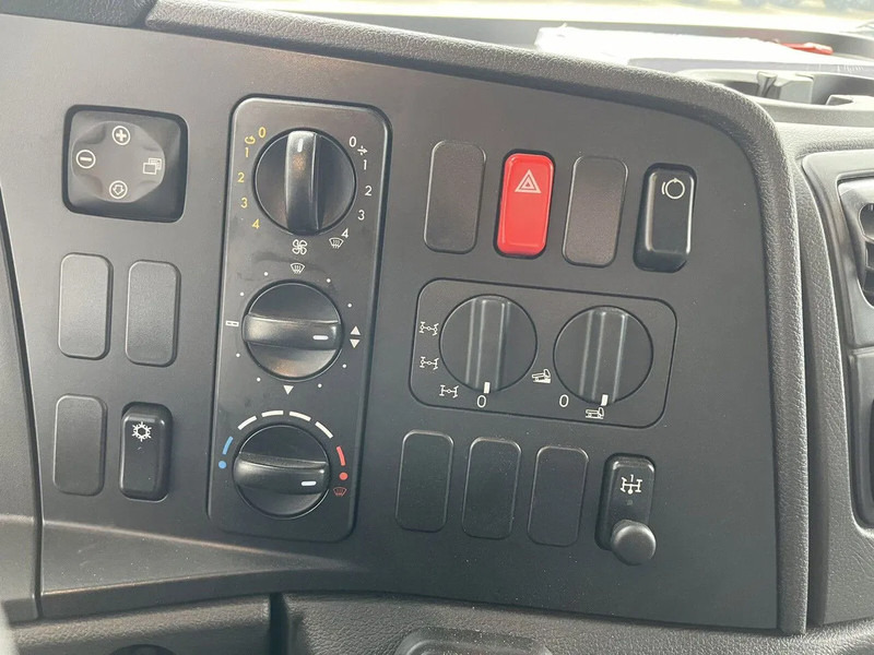 New Refrigerator truck Mercedes-Benz Atego 1725 4x4 Refrigerator Truck: picture 17