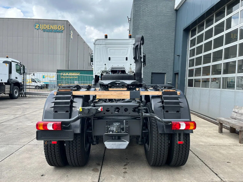 Mercedes-Benz Arocs 4058 AS 6x6 Tractor Head 180T Push Pull (Pre order) - Tractor unit: picture 4 Mercedes-Benz Arocs 4058 AS 6x6 Tractor Head 180T Push Pull (Pre order) - Tractor unit: picture 4