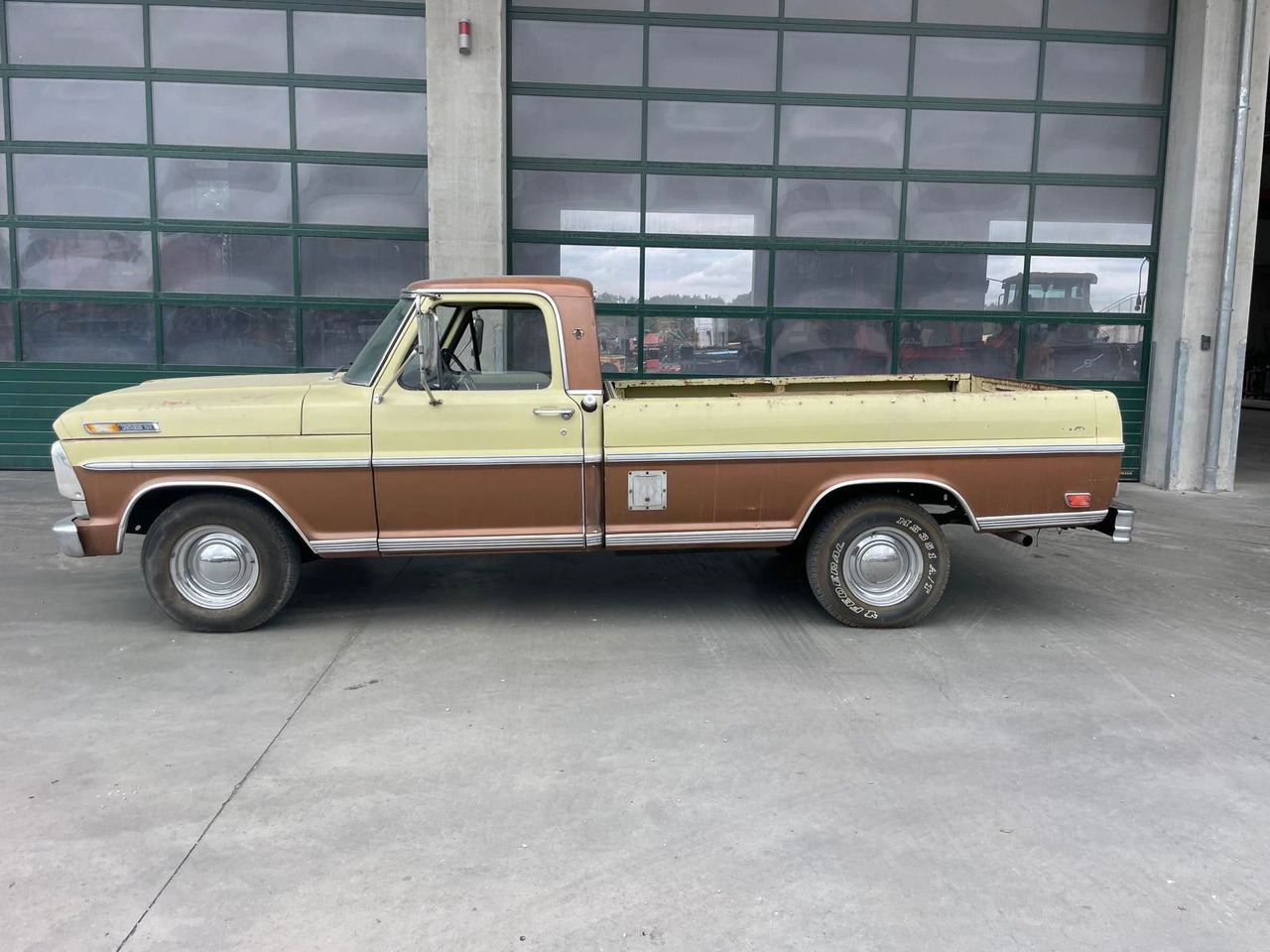 Ford F 100 - Car: picture 1 Ford F 100 - Car: picture 1