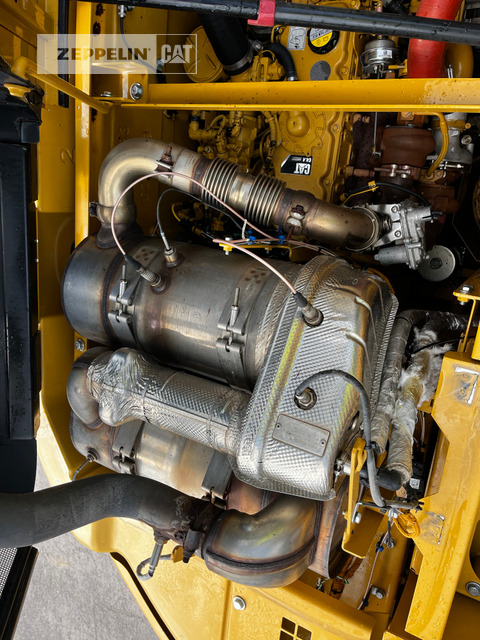 Crawler excavator Cat 325FL: picture 32