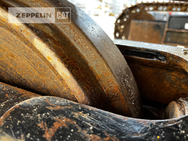 Crawler excavator Cat 325FL: picture 14