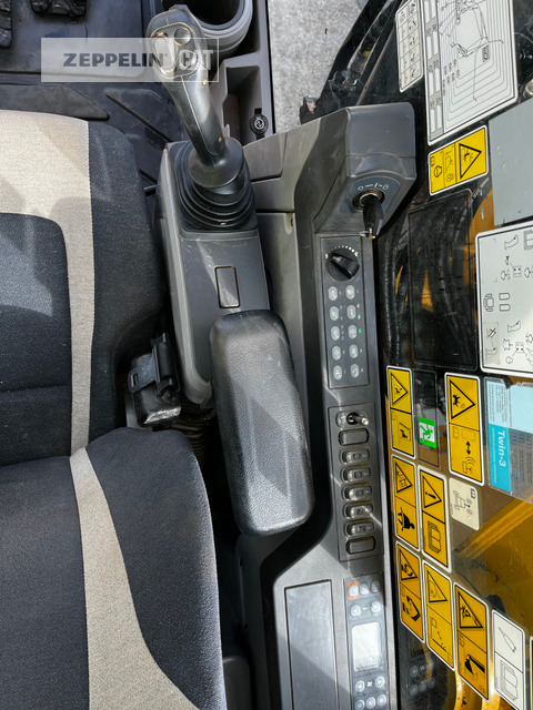 Crawler excavator Cat 325FL: picture 37