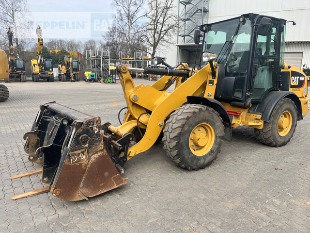 Cat 906M - Wheel loader: picture 1 Cat 906M - Wheel loader: picture 1