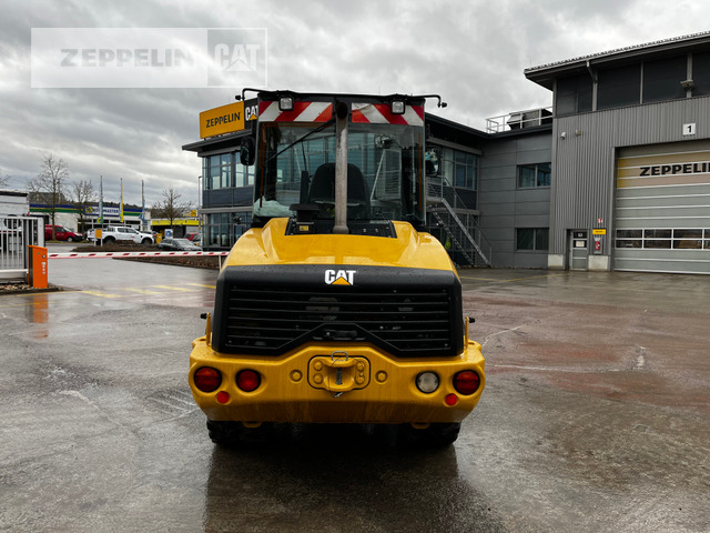 Cat 907M - Wheel loader: picture 3 Cat 907M - Wheel loader: picture 3