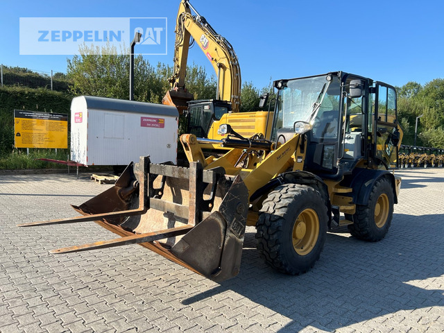 Cat 908M - Wheel loader: picture 1 Cat 908M - Wheel loader: picture 1