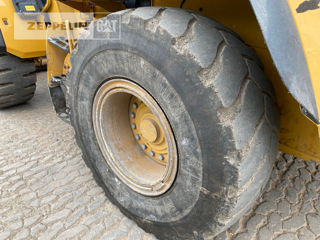 Wheel loader Cat 938M: picture 15
