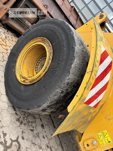 Wheel loader Cat 950M: picture 15