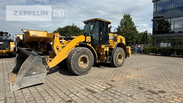 Cat 962M - Wheel loader: picture 1 Cat 962M - Wheel loader: picture 1