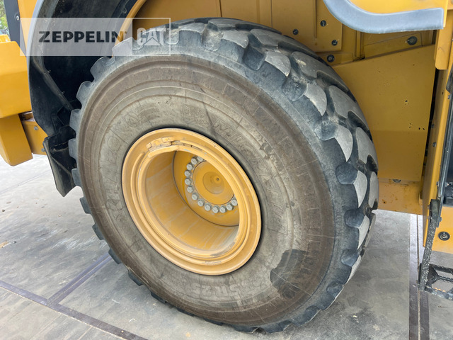 Wheel loader Cat 962M: picture 13