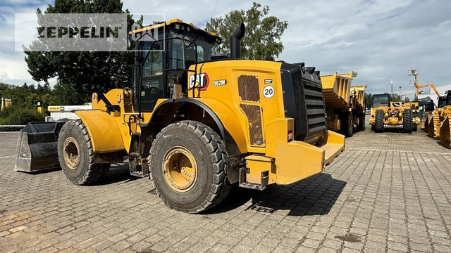 Cat 962M - Wheel loader: picture 2 Cat 962M - Wheel loader: picture 2