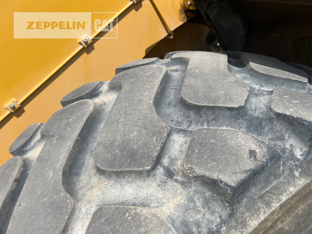 Wheel loader Cat 962M: picture 18