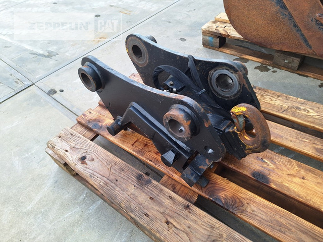 Cat CW10H - Quick coupler for Construction machinery: picture 2 Cat CW10H - Quick coupler for Construction machinery: picture 2