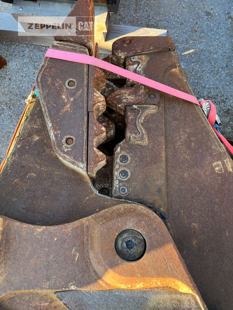 Cat MP318 - Demolition shears: picture 3 Cat MP318 - Demolition shears: picture 3
