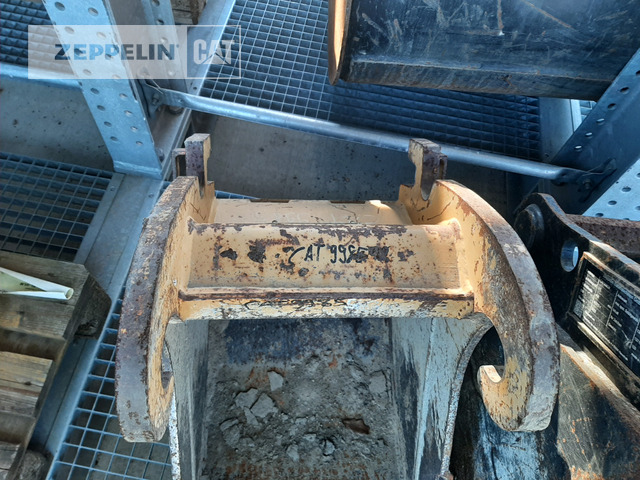 Cat UTL 400mm CW10 - Excavator bucket for Construction machinery: picture 3 Cat UTL 400mm CW10 - Excavator bucket for Construction machinery: picture 3