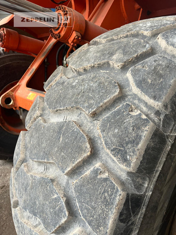 Hitachi ZW220 - Wheel loader: picture 5 Hitachi ZW220 - Wheel loader: picture 5