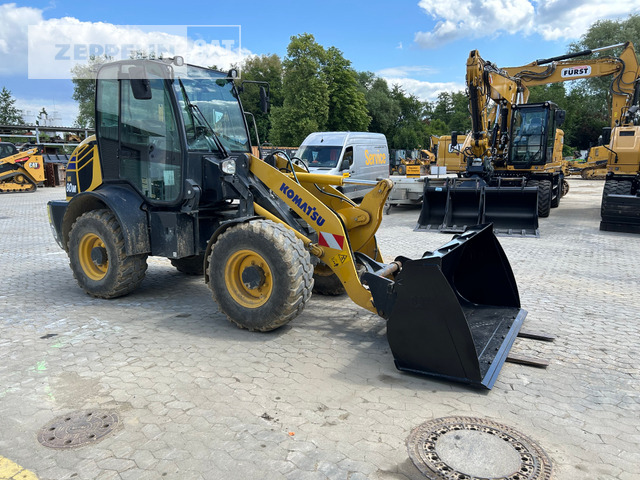 Komatsu WA80M-8EO - Wheel loader: picture 4 Komatsu WA80M-8EO - Wheel loader: picture 4