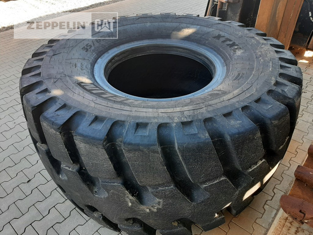 Michelin 1 x Reifen 36/65R33 - Tire for Construction machinery: picture 2 Michelin 1 x Reifen 36/65R33 - Tire for Construction machinery: picture 2