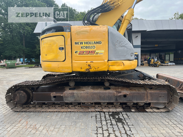 New Holland E235 - Crawler excavator: picture 4 New Holland E235 - Crawler excavator: picture 4