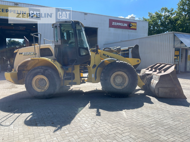 New Holland W190 - Wheel loader: picture 2 New Holland W190 - Wheel loader: picture 2