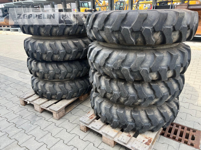 Sonstiges 10.00-20 Mobilbagger - Tire for Construction machinery: picture 2 Sonstiges 10.00-20 Mobilbagger - Tire for Construction machinery: picture 2