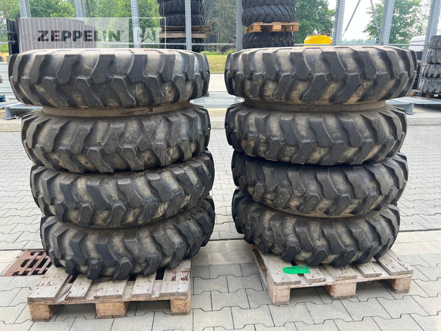Sonstiges 10.00-20 Mobilbagger - Tire for Construction machinery: picture 1 Sonstiges 10.00-20 Mobilbagger - Tire for Construction machinery: picture 1