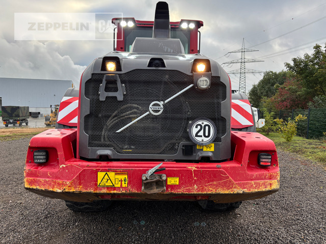 Volvo L110H - Wheel loader: picture 5 Volvo L110H - Wheel loader: picture 5