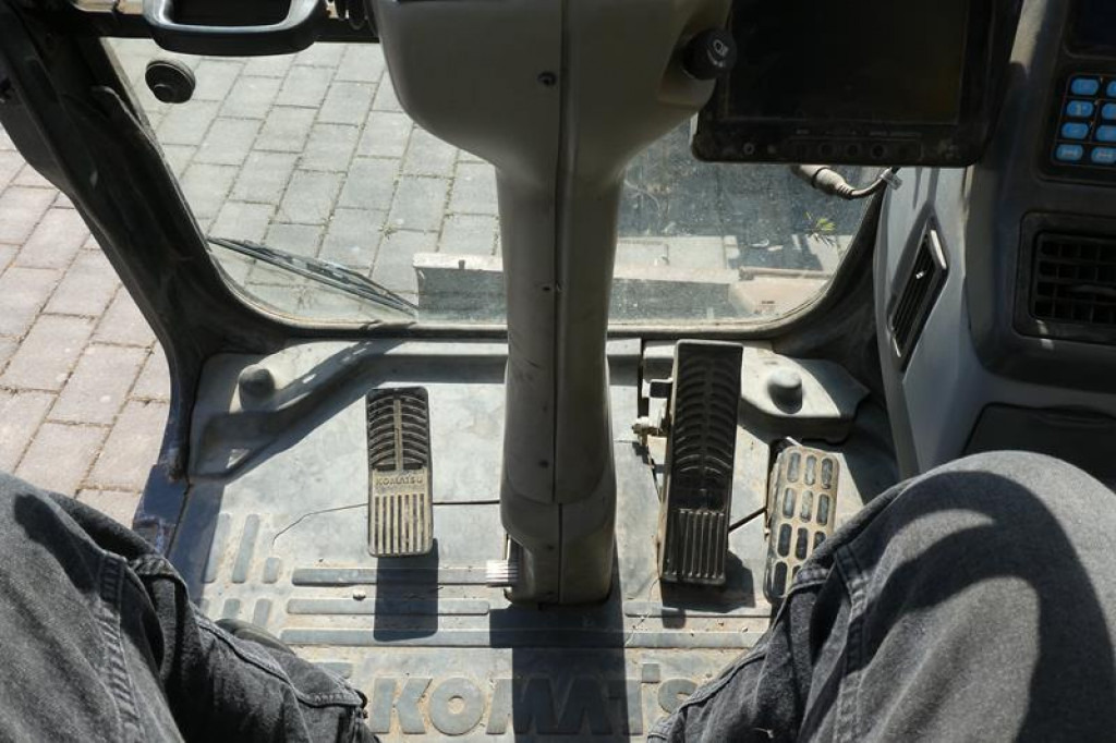 KOMATSU HANOMAG Mobilbagger PW140-7 Mobilbagger - Wheel excavator: picture 2 KOMATSU HANOMAG Mobilbagger PW140-7 Mobilbagger - Wheel excavator: picture 2