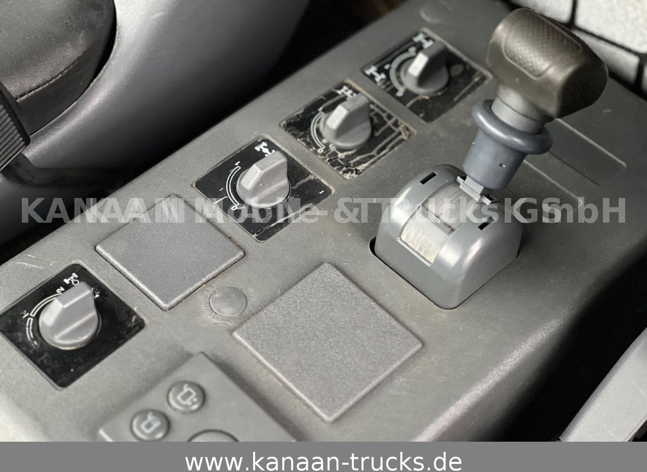 Curtainsider truck Iveco 140 E240  Eurocargo 4x4  Camper Expedition: picture 12