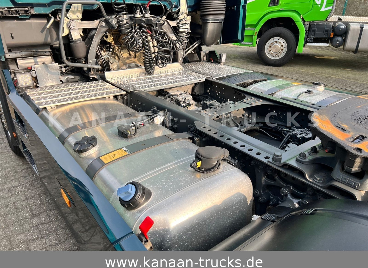 Tractor unit Mercedes-Benz 1858 LS Actros 5 GigaSpace leder Xenon 1860 1863: picture 10