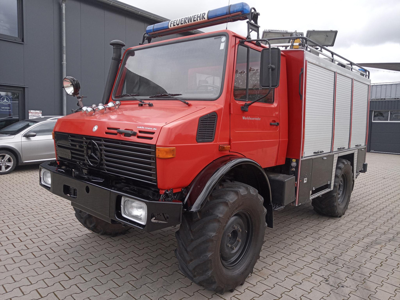 Mercedes Benz Unimog U1300L Unimog Firetruck - Fire truck: picture 2 Mercedes Benz Unimog U1300L Unimog Firetruck - Fire truck: picture 2