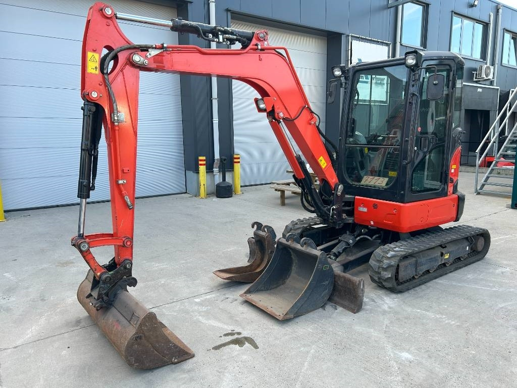 Kubota U 36-4 - Mini excavator: picture 2 Kubota U 36-4 - Mini excavator: picture 2