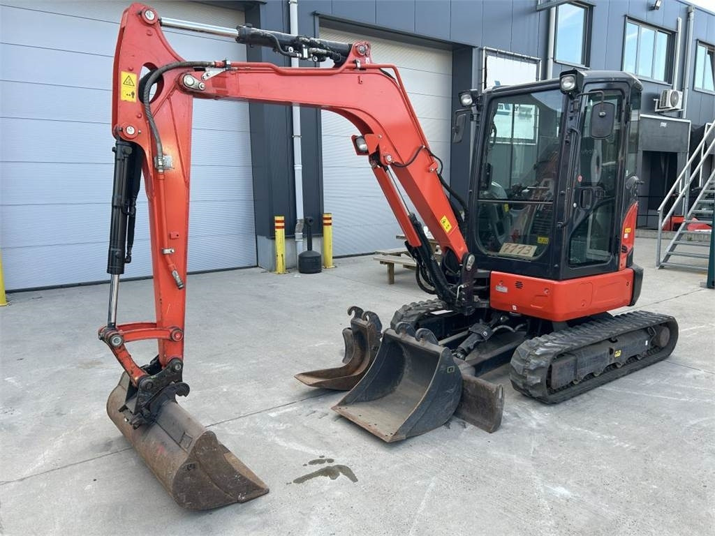 Mini excavator Kubota U36-4 (7113): picture 1